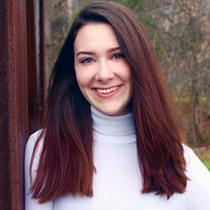 Meet your Posher, Holly